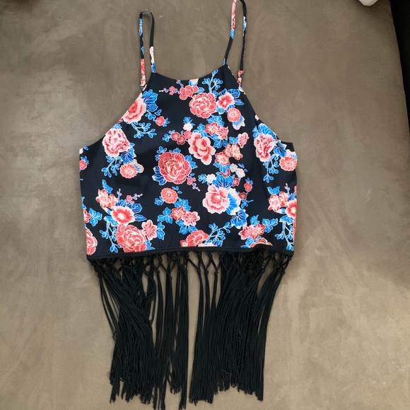 ❌SOLD❌Forever 21 Floral Fringe Top - Picture 2 of 7